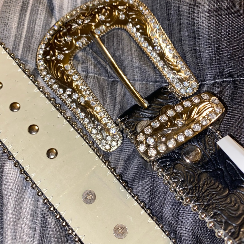Blazon roxx black leather belt with diamonds